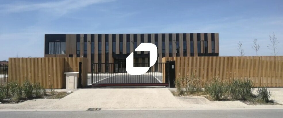 Bureau dans Sin-le-Noble à vendre - Photo de l’immeuble – Image 3 sur 8