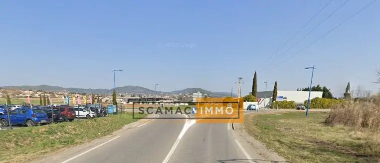 Local d'activités dans Manosque à vendre - Photo de l’immeuble – Image 2 sur 4