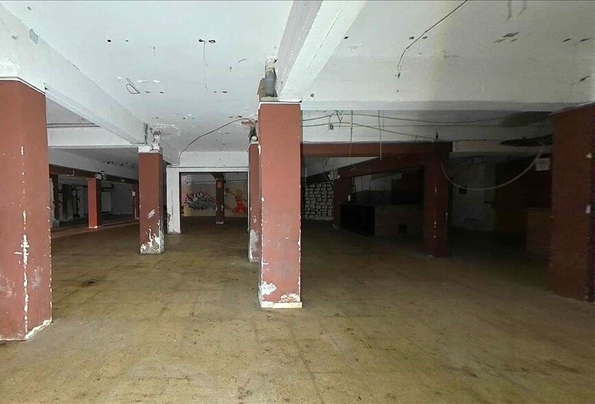 View Photo