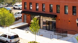 Plus de détails pour 669 Bergen Ave, Jersey City, NJ - Local commercial à louer