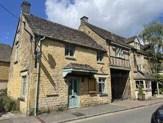 Plus de détails pour Victoria St, Cheltenham - Local commercial à louer