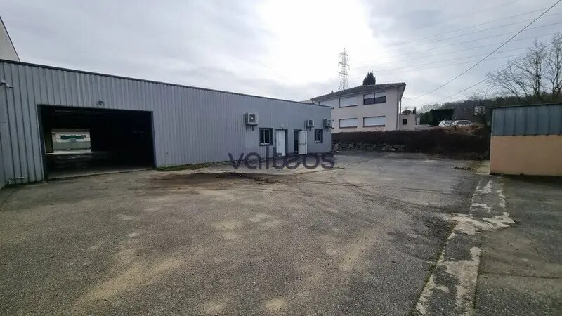Local d’activités dans Mondouzil à louer - Photo de l’immeuble – Image 3 sur 9