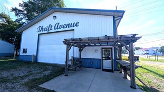 Plus de détails pour 1103 W Main St, Lexington, IL - Local d’activités à vendre