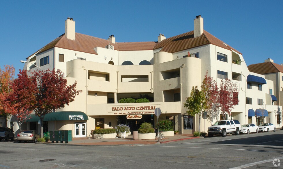 2401-2417 Park Blvd, Palo Alto, CA à vendre - Photo de l’immeuble – Image 1 sur 34