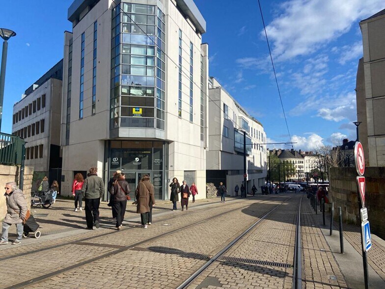 Local commercial dans Nantes à louer - Photo de l’immeuble – Image 2 sur 6