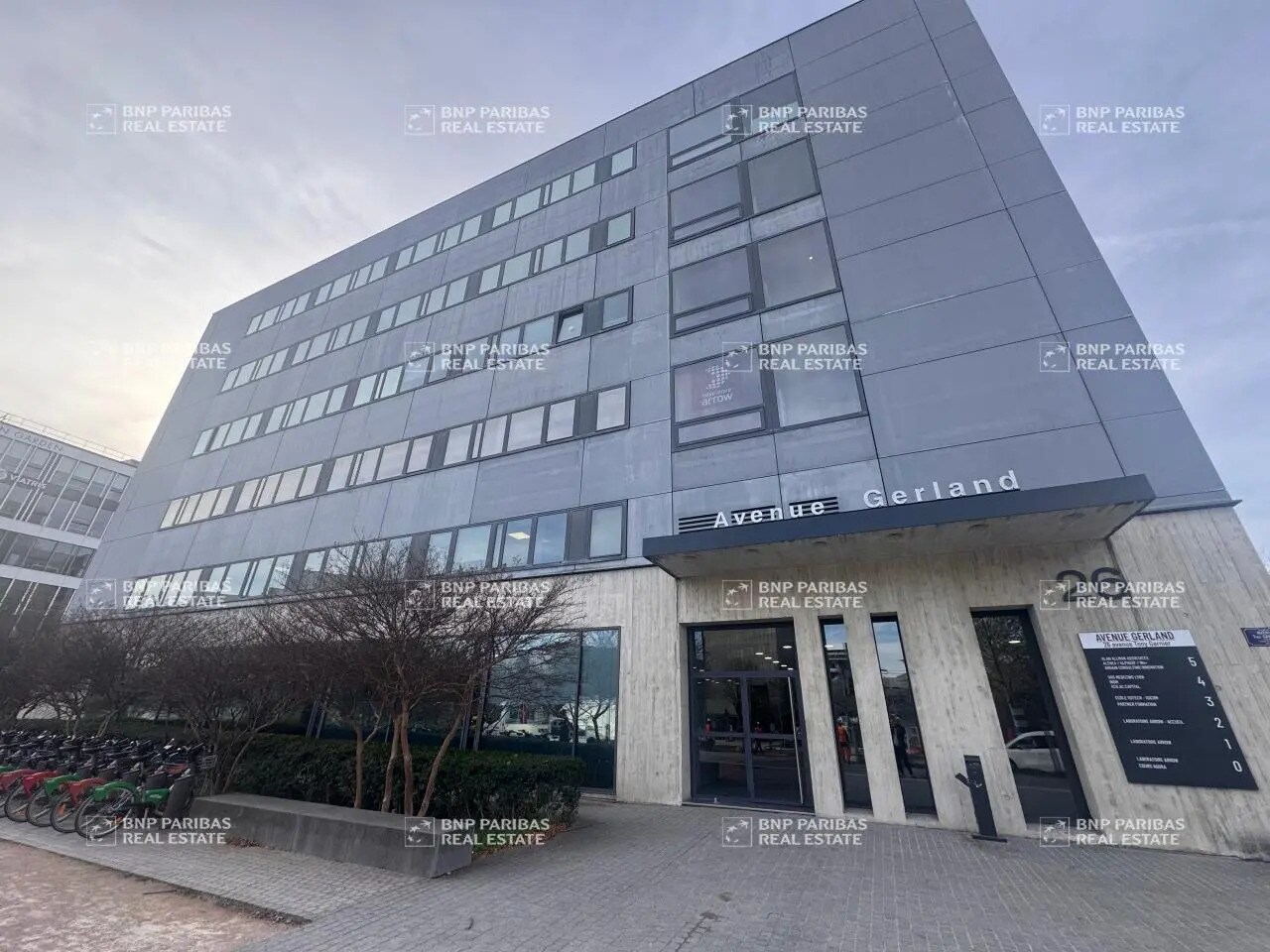 Bureau dans Lyon à vendre Photo de l’immeuble– Image 1 sur 17