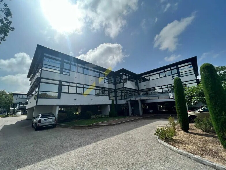 Bureau dans BIOT à louer - Photo de l’immeuble – Image 2 sur 8
