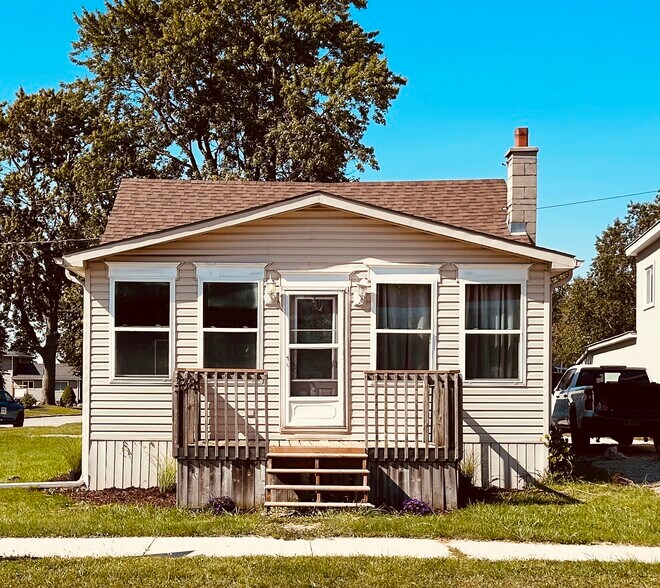 138 Borden Ave, Belmont, ON à vendre - Photo de l’immeuble – Image 3 sur 3