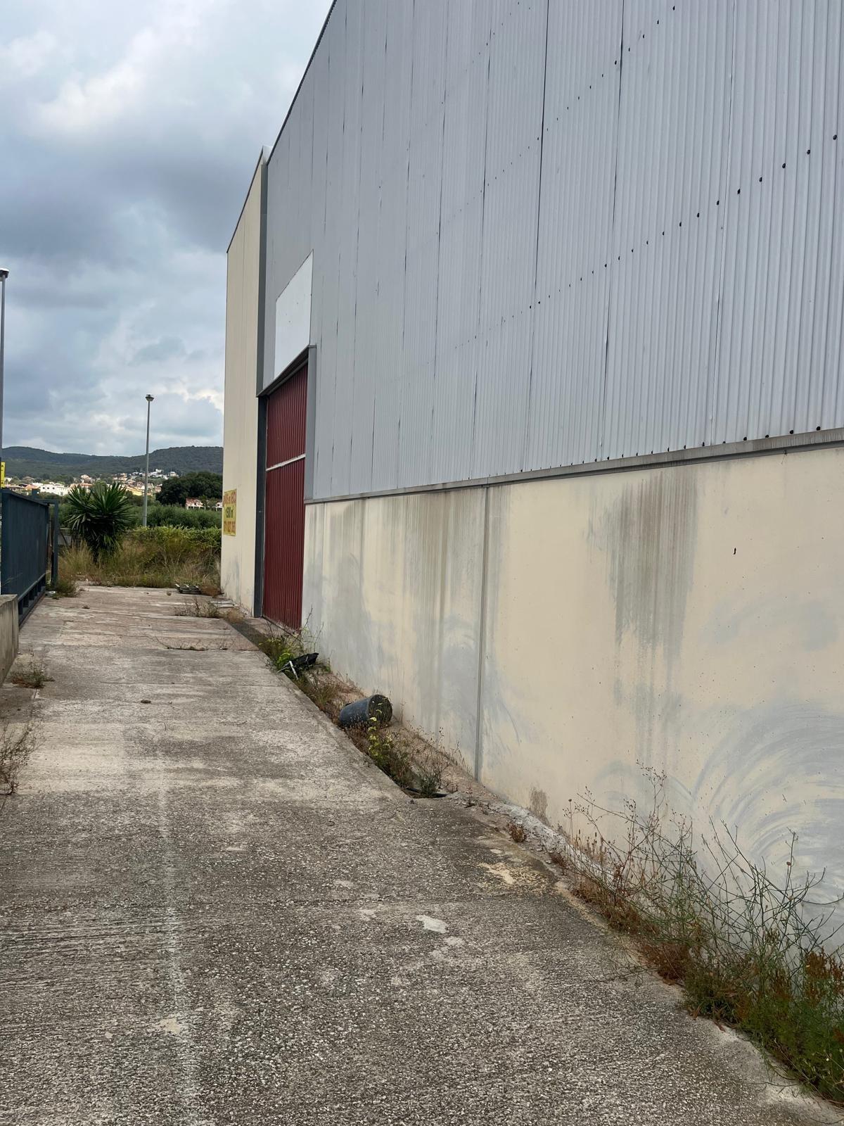Industriel/Logistique dans Llorenç del Penedès, Tarragona à vendre Photo de l’immeuble– Image 1 sur 13