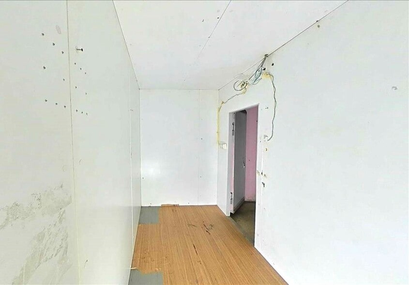 View Photo