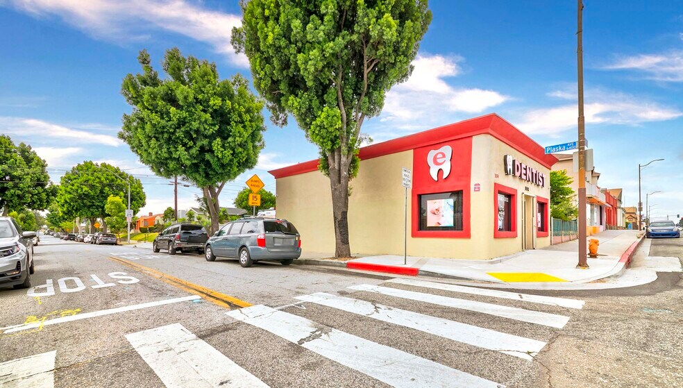 3174 E Gage Ave, Huntington Park, CA à vendre - Photo de l’immeuble – Image 3 sur 13
