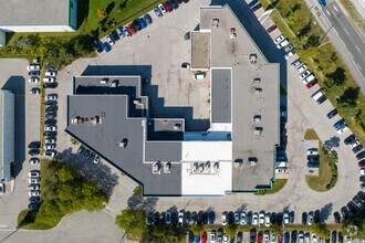 1815 Ironstone Mnr, Pickering, ON - VUE AÉRIENNE  vue de carte