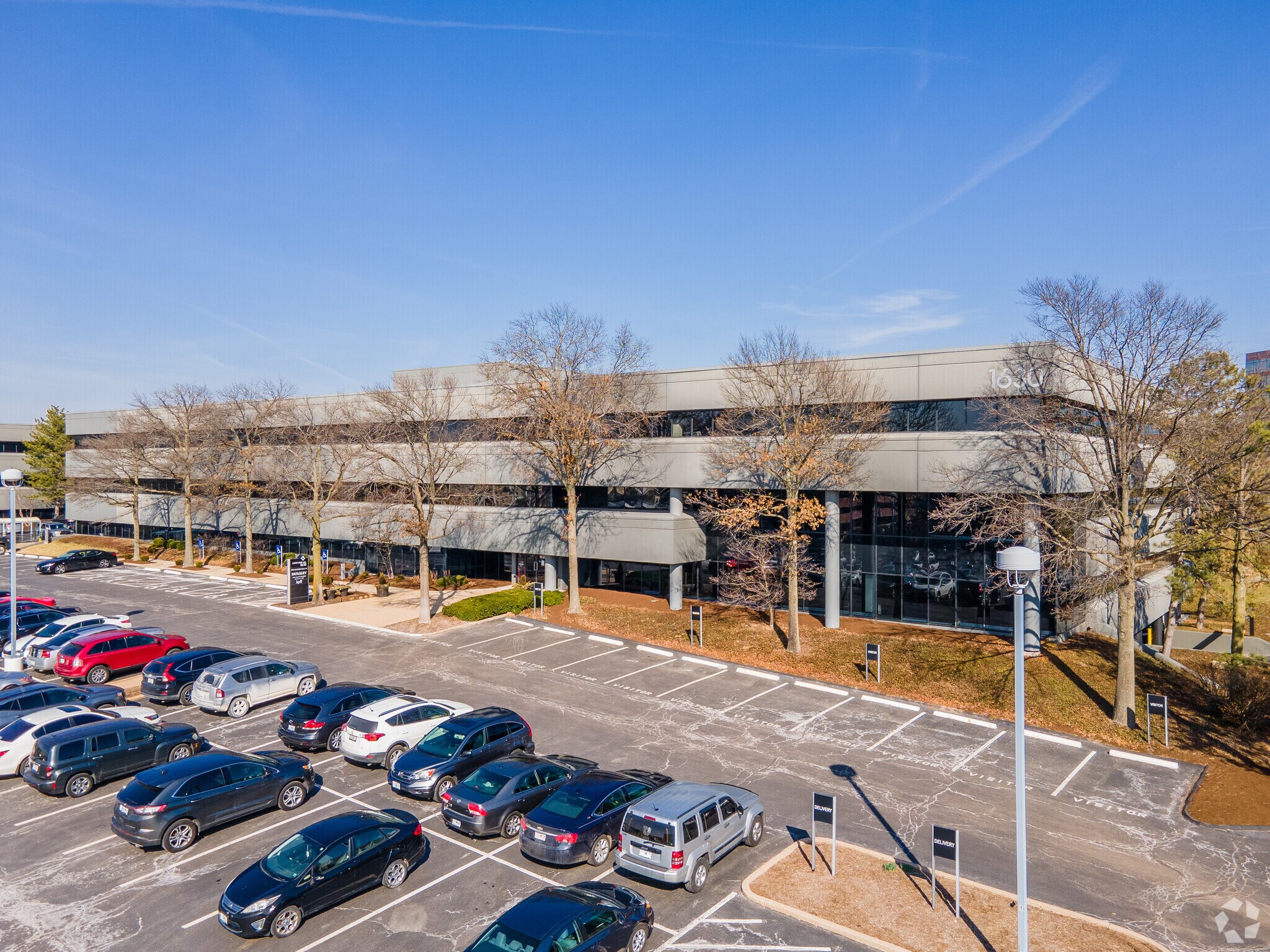 1630 Des Peres Rd, Des Peres, MO à vendre Photo principale– Image 1 sur 8