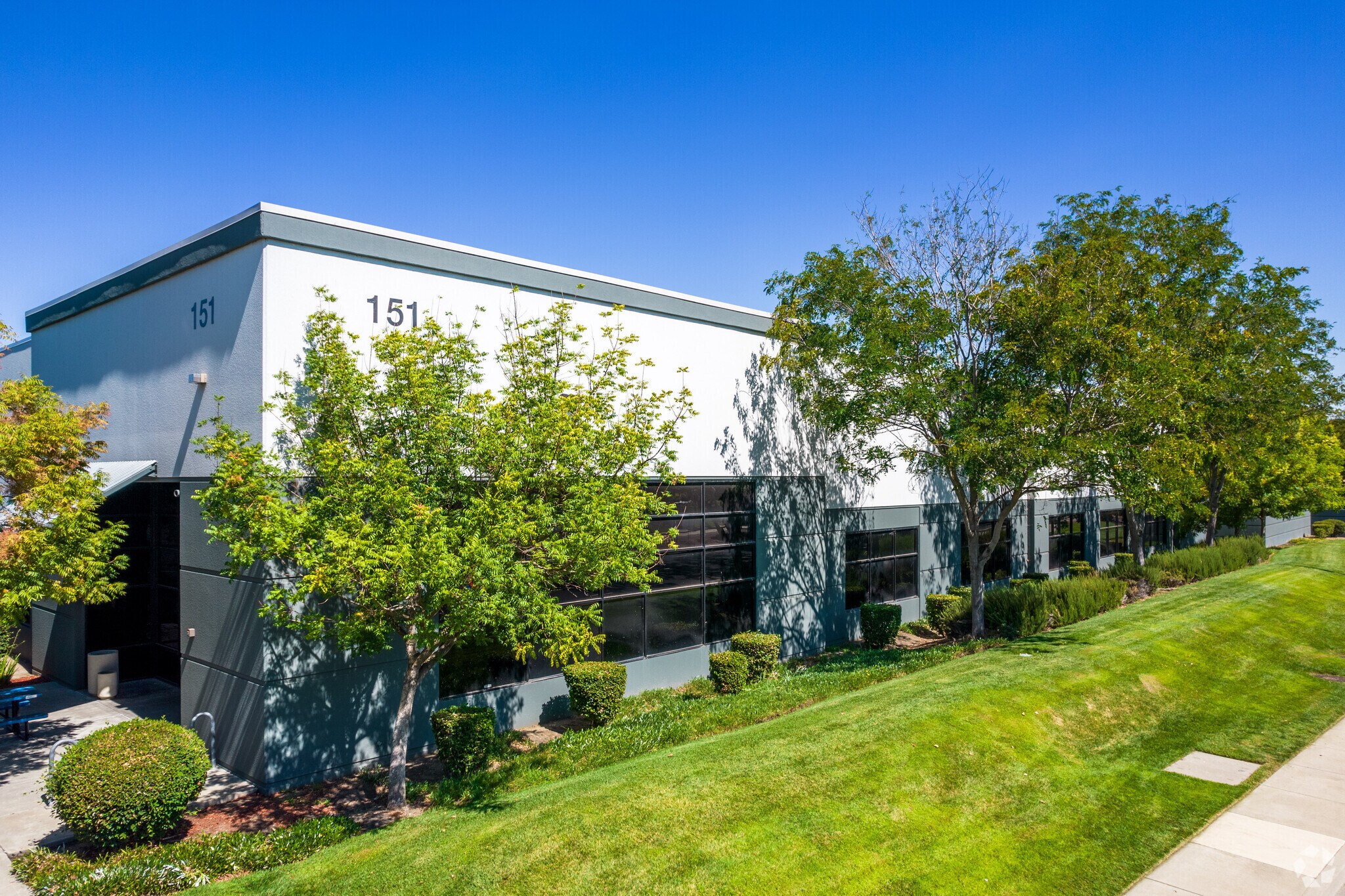 151 Lawrence Dr, Livermore, CA à louer Photo principale– Image 1 sur 6