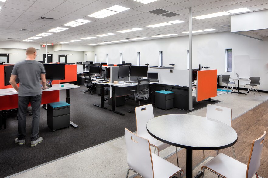 267-271 Kappa Dr, Pittsburgh, PA à louer - Photo intérieure – Image 3 sur 14