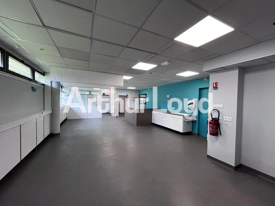 Bureau dans Hérouville-Saint-Clair à louer Photo intérieure– Image 1 sur 19