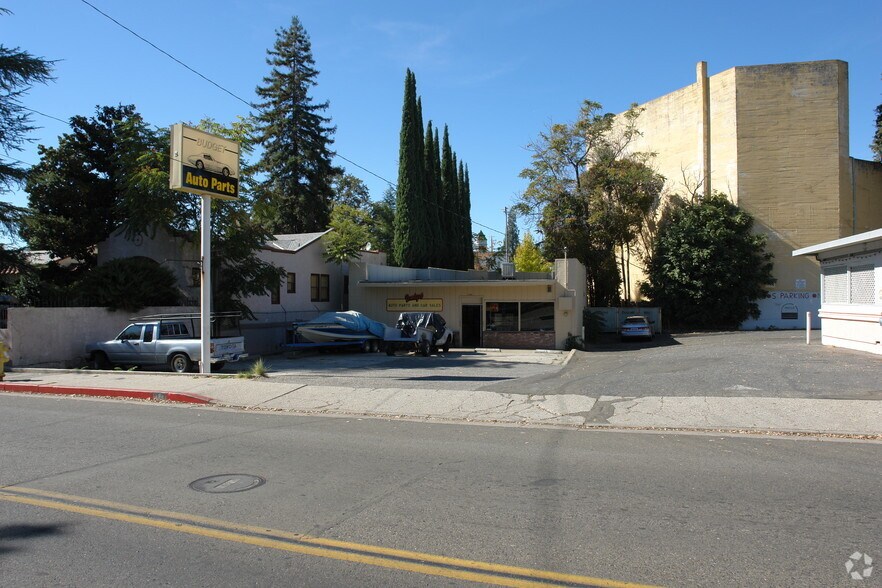 1124 High St, Auburn, CA à vendre - Photo de l’immeuble – Image 3 sur 3