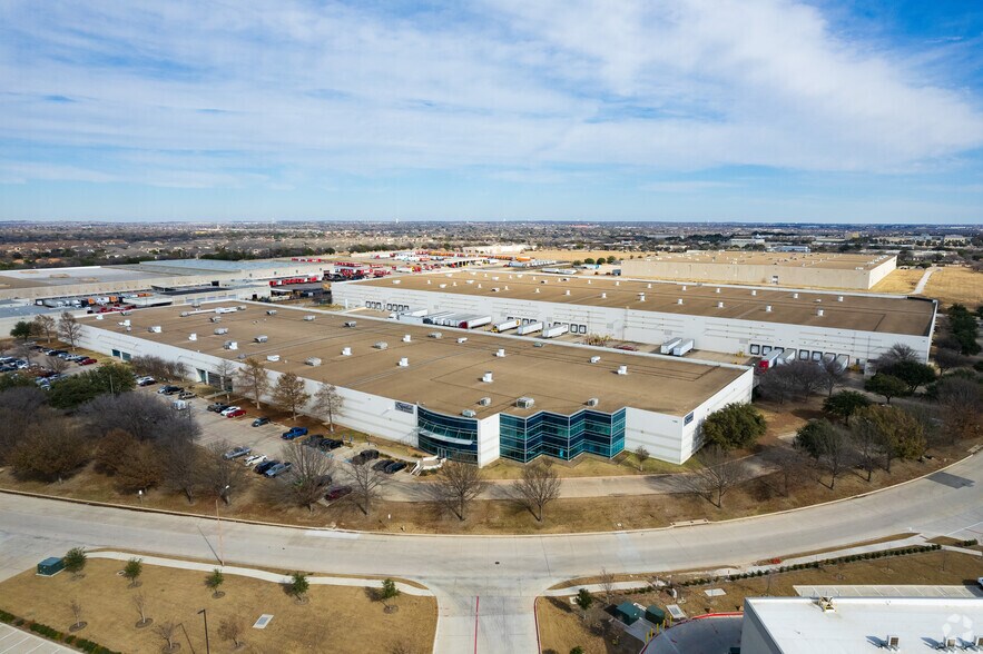 5400 Sandshell Dr, Fort Worth, TX à louer - Aérien – Image 2 sur 7