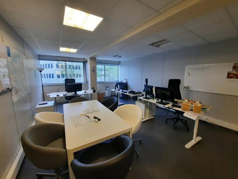 Bureau dans Rouen à vendre - Photo de l’immeuble – Image 2 sur 10