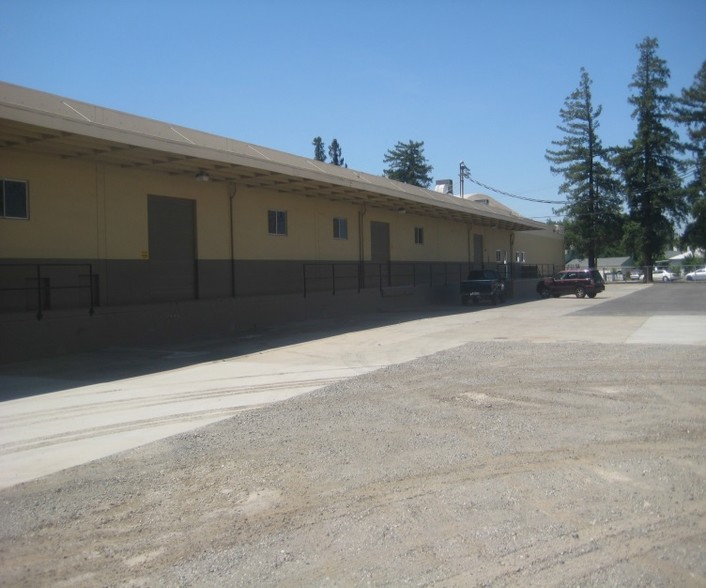 655 Cooper Ave, Yuba City, CA à louer - Photo de l’immeuble – Image 3 sur 4