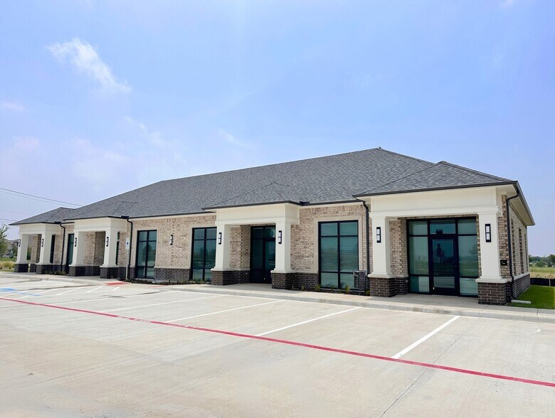 1630 W Prosper Trl, Prosper, TX à louer - Photo de l’immeuble – Image 1 sur 41