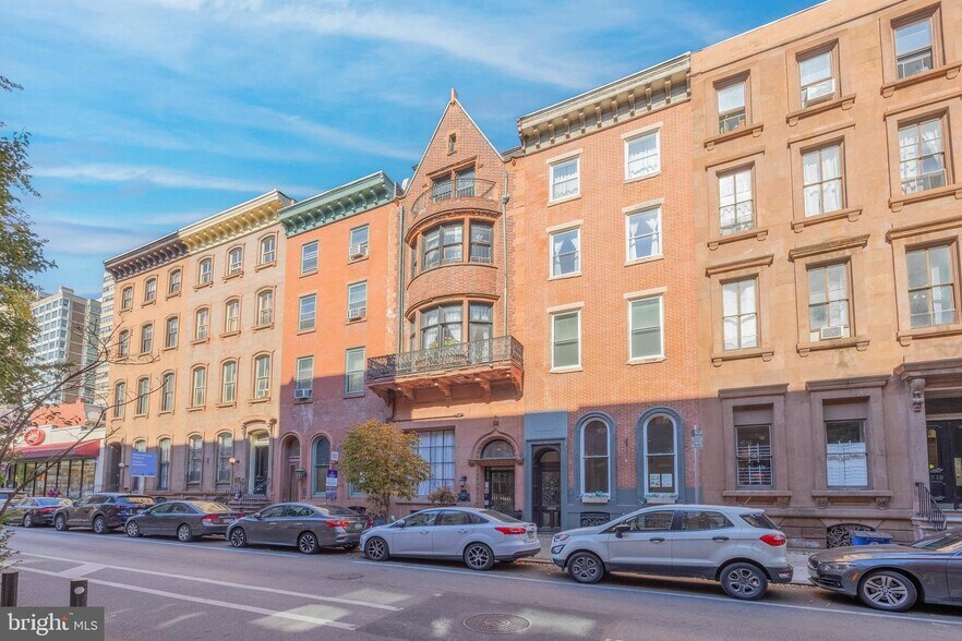 1723 Spruce St, Philadelphia, PA à vendre - Photo de l’immeuble – Image 2 sur 24