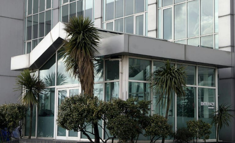 80 Scrubs Ln, Londres à louer - Photo de l’immeuble – Image 1 sur 7