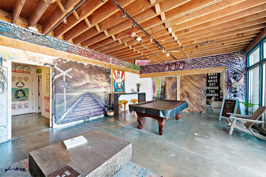 2717 S El Camino Real, San Clemente, CA à vendre - Photo de l’immeuble – Image 3 sur 13