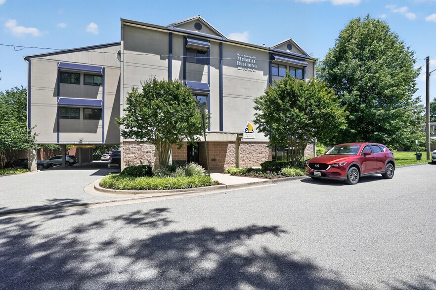 716 Monterey Ave, Annapolis, MD à vendre - Photo de l’immeuble – Image 2 sur 8