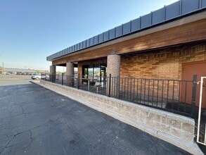 1440 S Country Club Dr, Mesa, AZ à louer Photo intérieure– Image 1 sur 1