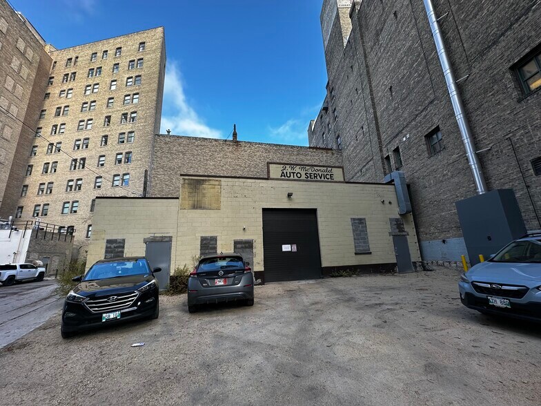 189 Bannatyne Av, Winnipeg, MB à vendre - Photo de l’immeuble – Image 3 sur 23