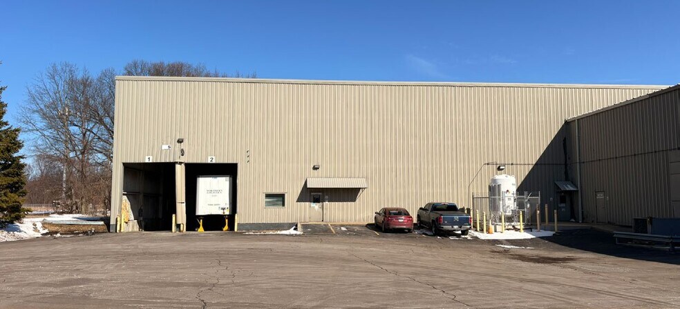 3600 Tennis Ct, Saint Joseph, MI à vendre - Photo de l’immeuble – Image 2 sur 13