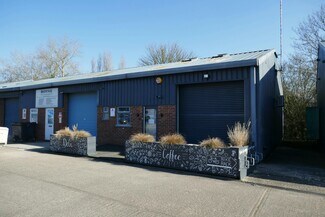 Plus de détails pour Unit 12 Chelmsford Road Industrial Estate, Dunmow - Industriel/Logistique à vendre