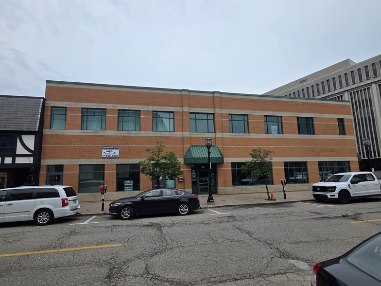 40-42 Macomb Pl, Mount Clemens, MI à louer - Photo de l’immeuble – Image 3 sur 3