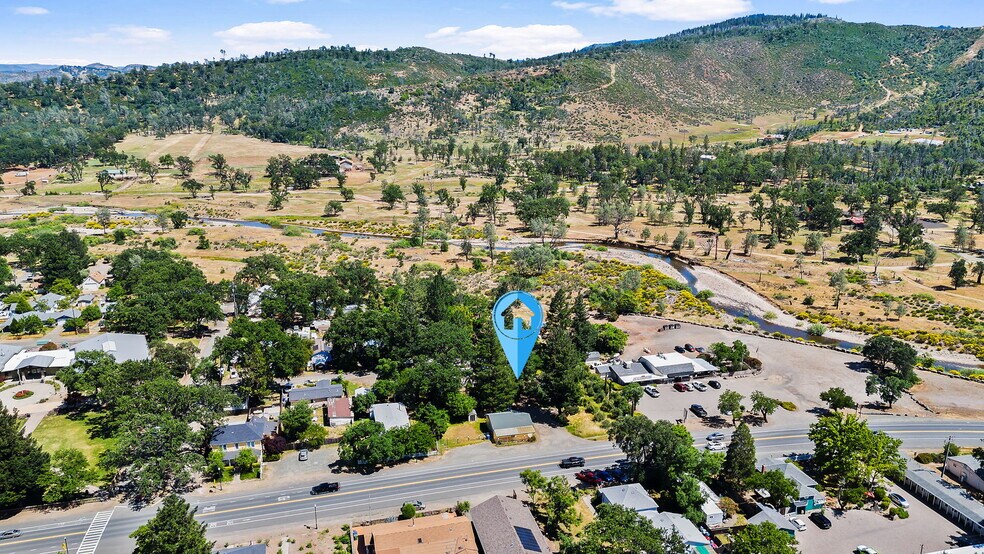 21298 Calistoga rd, Middletown, CA à vendre - Photo de l’immeuble – Image 3 sur 41