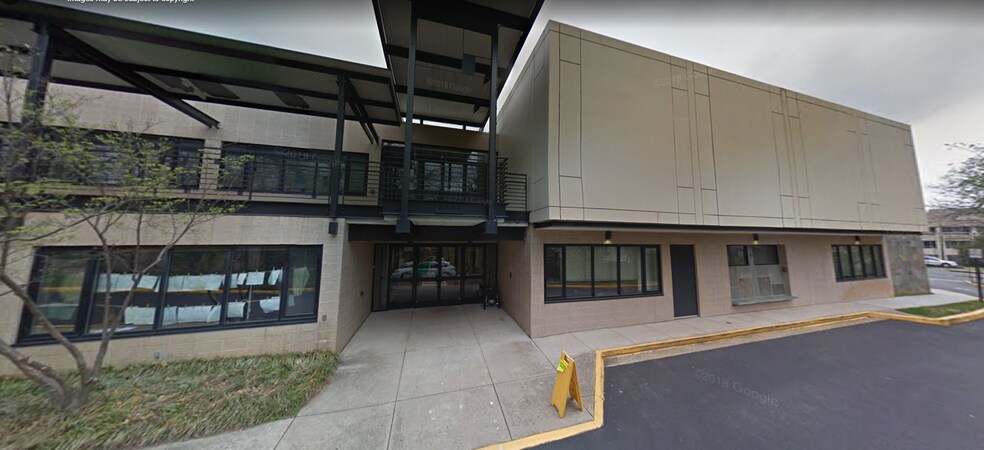 4444 Arlington Blvd, Arlington, VA à louer - Photo de l’immeuble – Image 2 sur 11