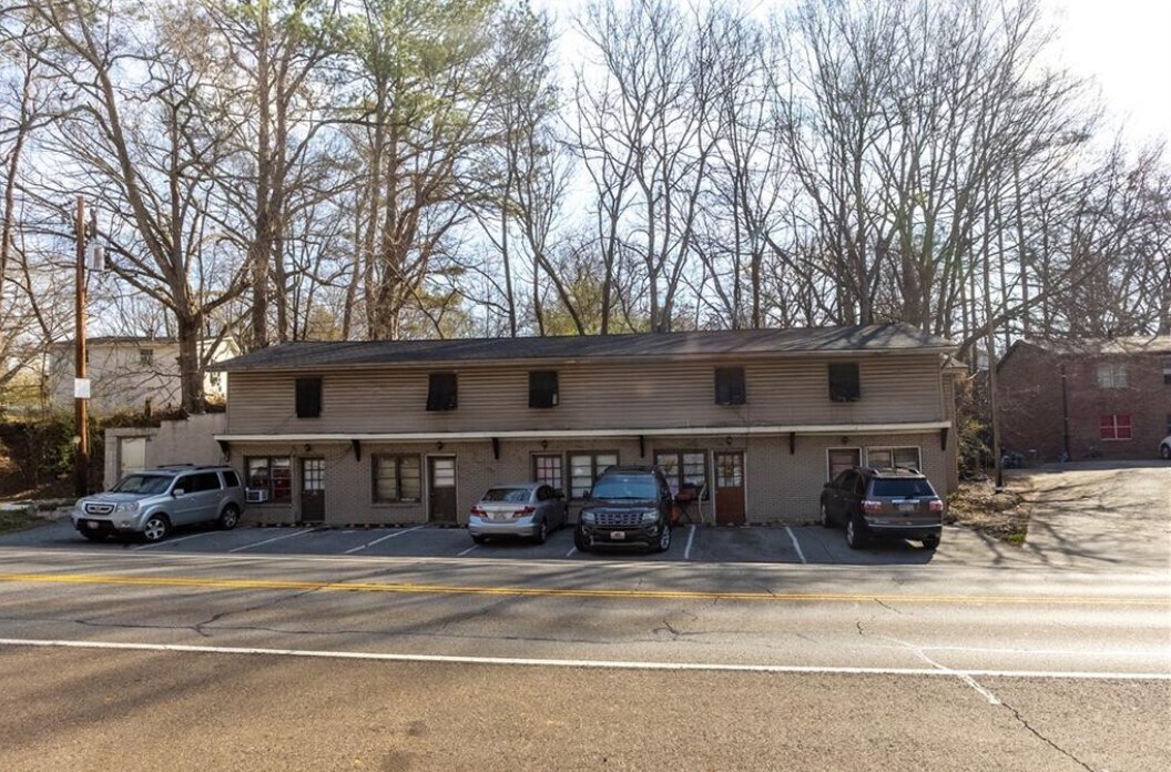 550 Waleska Rd, Canton, GA à vendre Photo principale– Image 1 sur 2