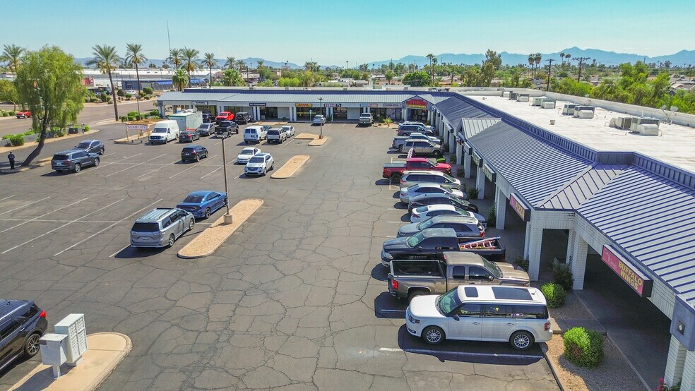 5270 N 59th Ave, Glendale, AZ à louer - Photo de l’immeuble – Image 2 sur 14