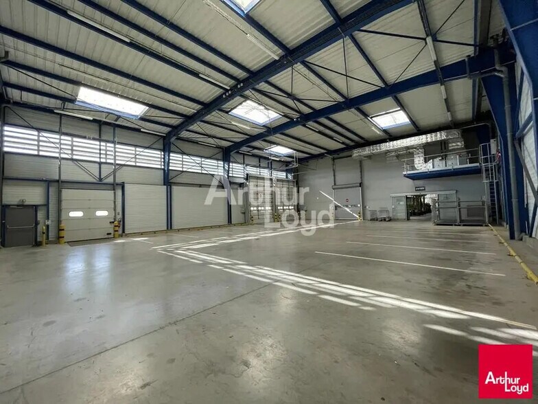 Local d'activités dans Bouchemaine à vendre - Photo de l’immeuble – Image 1 sur 1