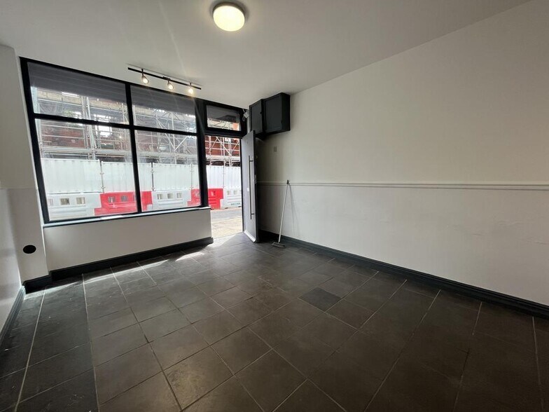 5 Mather Road, Manchester à vendre - Photo de l’immeuble – Image 3 sur 8