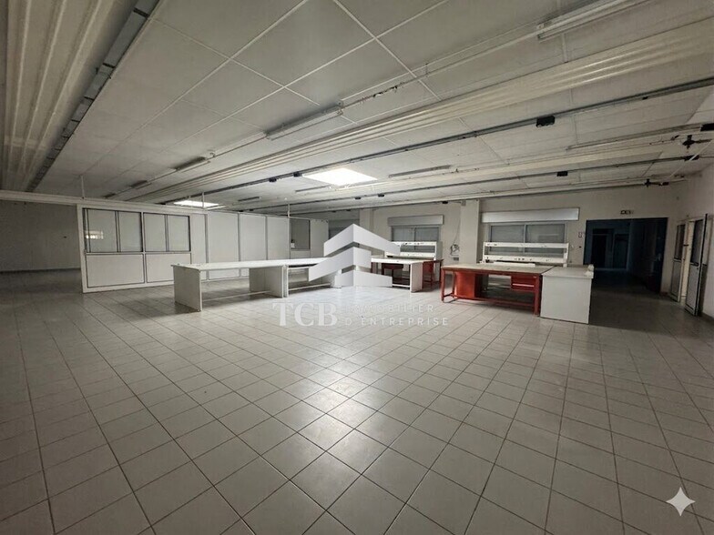 Local d'activités dans Cordemais à vendre - Photo intérieure – Image 2 sur 9