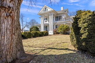 Plus de détails pour 1211 N Main St, Harrisonburg, VA - Bureau à louer