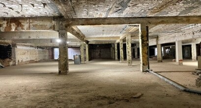 Local commercial dans Madrid, Madrid à louer Photo intérieure– Image 2 sur 3