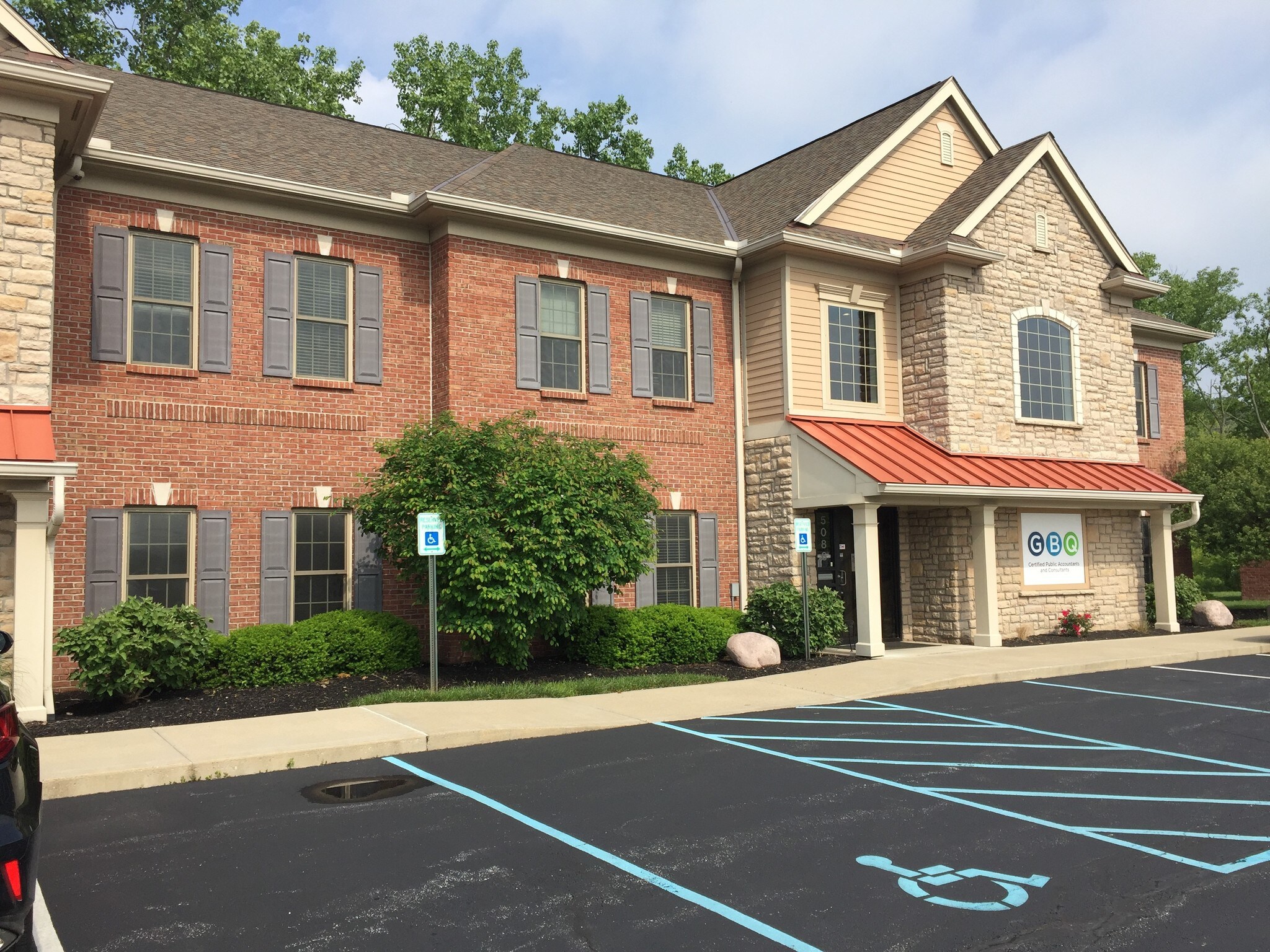 5084 Wooster Rd, Cincinnati, OH à vendre Photo principale– Image 1 sur 21