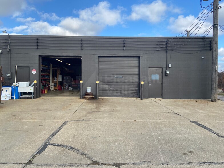700-790 Ken Mar Industrial Pky, Broadview Heights, OH à louer - Photo de l’immeuble – Image 3 sur 3