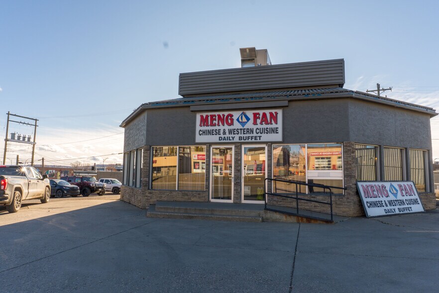 1009-1025 Alaska Av, Dawson Creek, BC à vendre - Photo de l’immeuble – Image 3 sur 4