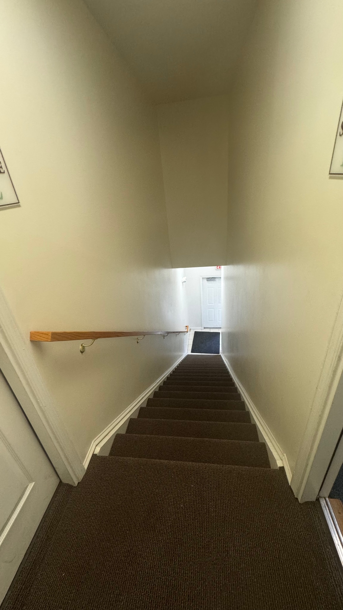 722 Grant St, Herndon, VA à louer Photo de l’immeuble– Image 1 sur 12