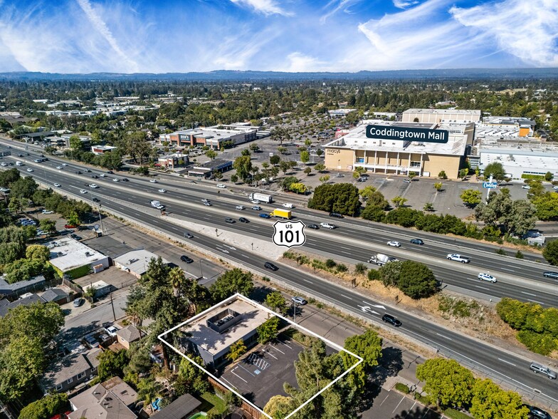 2112 Armory Dr, Santa Rosa, CA à vendre - Photo de l’immeuble – Image 2 sur 41