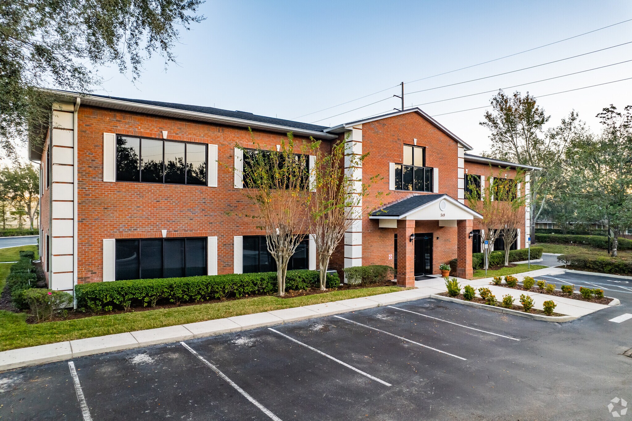 549 N Wymore Rd, Maitland, FL à louer Photo de l’immeuble– Image 1 sur 5