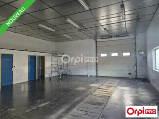 Plus de détails pour Local d'activités à louer